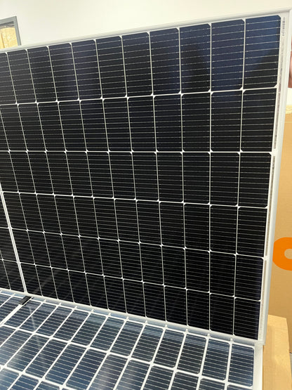 33-Pack 615W Boviet Tier 1 N-Type Bifacial Solar Panels - 20.3kW Pallet (BVM8611M-615R-H-HC-BF-DG) - Wholesale Pallet Deal